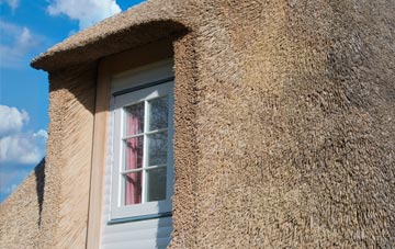 Courteachan thatch roof disadvantages